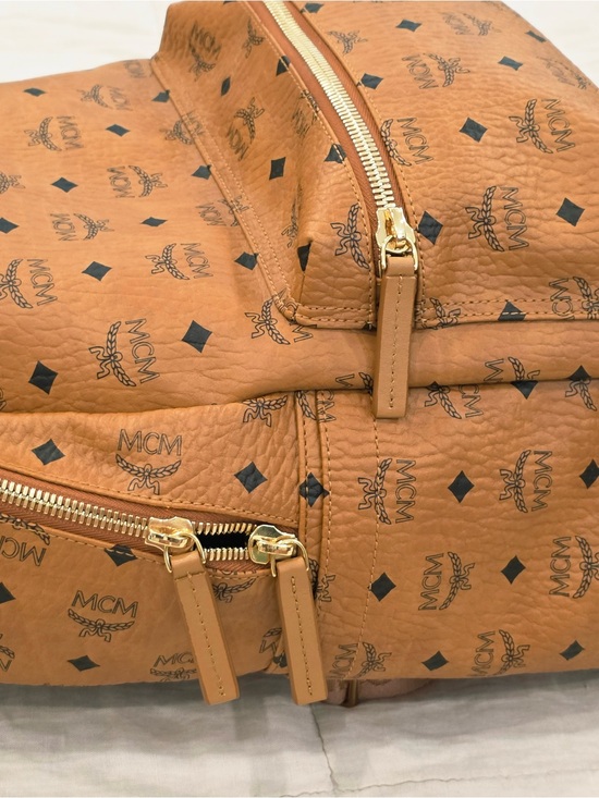Authentic MCM Stark Large Backpack (No Studs) Brown main image 10